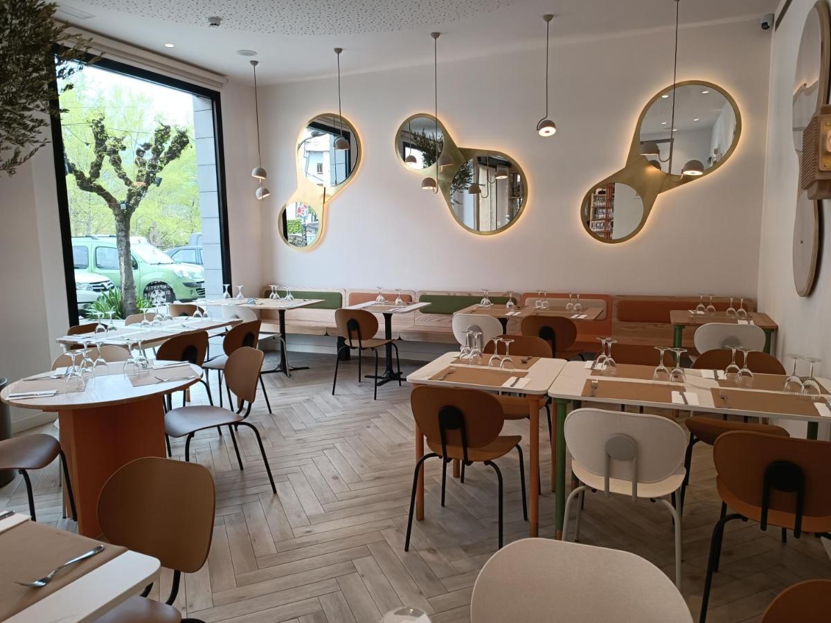 艾因萨 两条河旅馆酒店 外观 照片